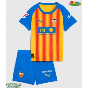 Valencia Tredjeställ Barn 2025-26 Kortärmad (+ Korta byxor)